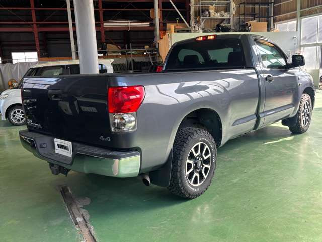 タンドラレギュラーキャブ 4.7 V8 4WD