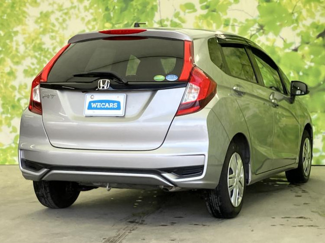 フィット1.3 13G F