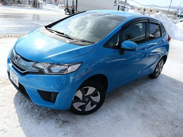 フィット1.5 ハイブリッド Fパッケージ 4WD