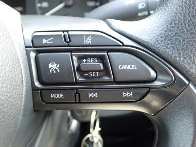 �y�N���[�Y�R���g���[���z�������H�ł̒��������s���y�ɁB�A�N�Z���y�_���𓥂܂��Ɏԑ������ɕۂ��Ƃ��\�ł��B�O���̎ԗ������m���ĎԊԂ�ۂ悤�ɑ��x���߂��Ă���܂�!!