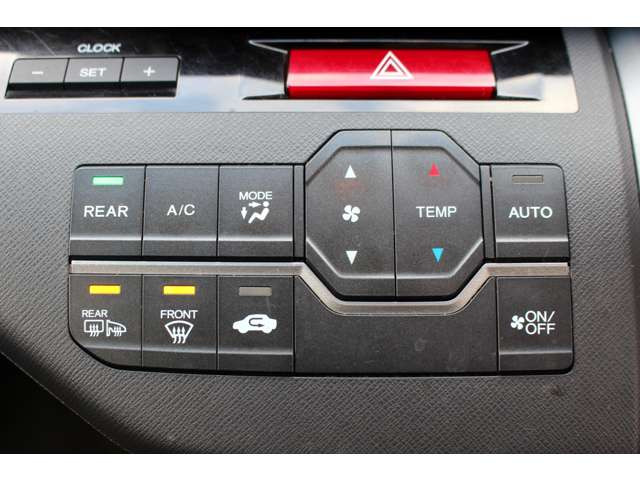 �I�[�g�G�A�R��