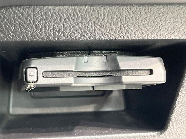 【ETC】高速道路の料金所をストレスなく通過!話題のスポットやサービスエリアに多い「スマートIC」利用時は必須のアイテムです。当店でセットアップを実施、ご納車当日からすぐにご利用いただけます!