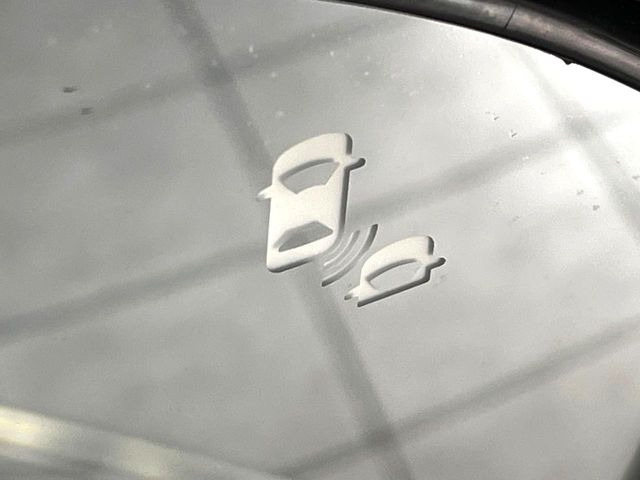 �y�u���C���h�X�|�b�g�C���t�H���[�V�����z���s���A�h�A�~���[�̎��p�ɂȂ�₷���ӏ��Ɍ㑱�Ԃ��ڋ߂���ƃT�C�h�~���[�t�߂Ɍx����\���A�h���C�o�[�ɒ��ӊ��N�����Ă���܂��B