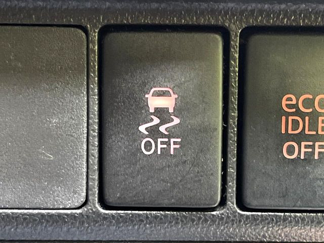 �y������h�~���u�z�ԗ��̉���������m����ƁA�����I�Ɏԗ��̐i�s������ۂ悤�Ɏԗ��𐧌䂵�܂��B�J�̓��ȂǊ���₷���H�ʏ󋵂ł����S�ȉ^�]���\�ł��B