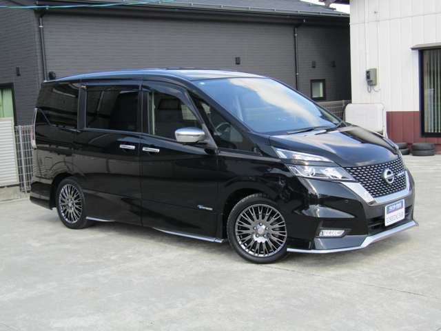 セレナ2.0 AUTECH スポーツスペック