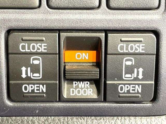 ヴォクシー2.0 ZS 煌