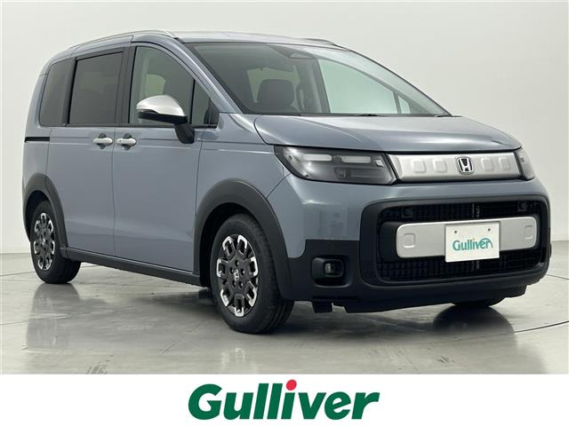 フリード1.5 e:HEV クロスター