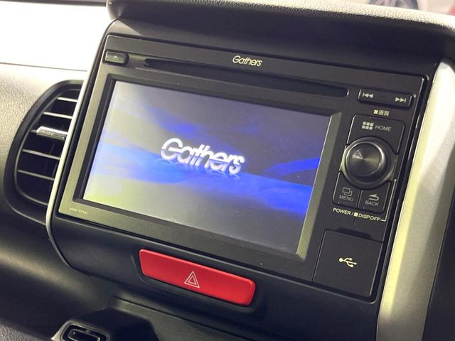 �y�����i�r�z�l�C�̏����i�r�𑕔����Ă���܂��B�i�r�̎g���₷���͂������A�I�[�f�B�I�@�\���[��!�L�����v�◷�s�͂������A�ʋ΂┃�����ȂǕ��i�̃h���C�u���y�����Ȃ�͂���