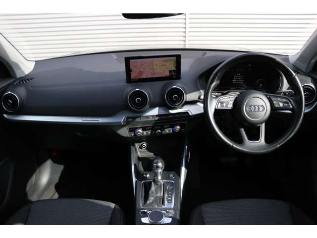 Q21.0 TFSI スポーツ