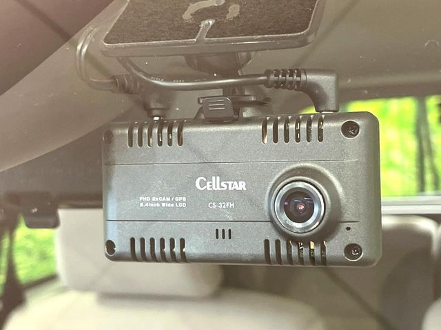 �y�h���C�u���R�[�_�[�z�h���C�u���R�[�_�[����!���s���͂������A������^�]�⎖�̂ɑ��������ہA�f���ŋL�^���A����̃��X�N�ɔ����܂��B���L�^�pSD�J�[�h�͂��q�l�����g�ł��������������K�v������܂��B