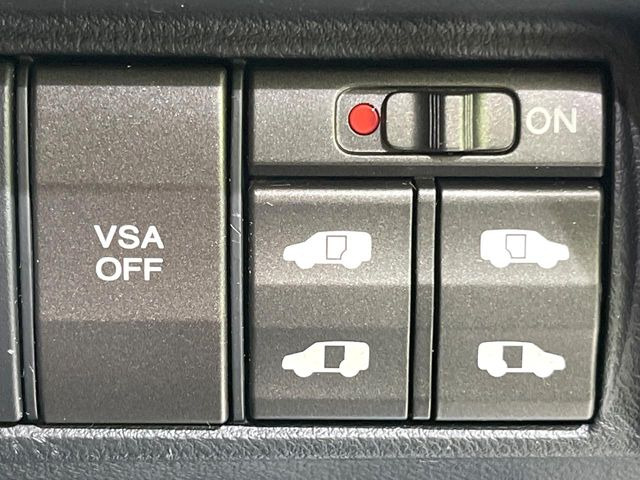 �y�����p���[�X���C�h�h�A�z�X�}�[�g�L�[��^�]�Ȃ̃X�C�b�`�Ō�ȗ����X���C�h�h�A�̊J���\���d��������͂����ăh�A���J����K�v�������A�����Ȃ��q�l�ł��ȒP�ɊJ���߂ł����K�ł���