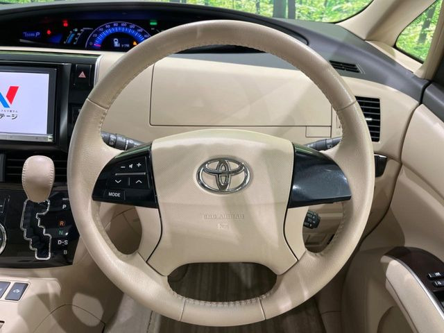 �y�����v�����X�e�A�����O�z�㎿�Ȋv���g�p���邱�ƂŁA��ɂ����������݂ƂĂ��^�]���₷���n���h���ł���