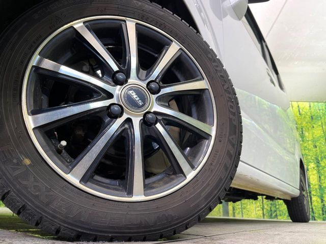 �y�A���~�z�C�[���z�O�ςɃ}�b�`�����A���~�z�C�[���𑕒����Ă���܂��B�e��A���~�z�C�[����A�X�^�b�h���X�^�C�����戵�����Ă���܂��B���񂲑��k����������