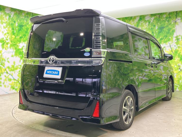 ヴォクシー2.0 ZS