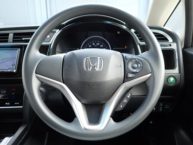 �X�e�A�����O�͂ƂĂ����ꂢ�ȏ�Ԃł��B