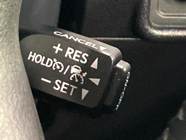 �y���[�_�[�N���[�Y�R���g���[���z�������H�ł̒��������s���y��!!�����ő��x��ۂN���[�Y�R���g���[�����A�Փˌy���V�X�e���ƘA�g���A�O���̎ԗ������m���ĎԊԂ�ۂ悤�ɑ��x���߂��Ă���܂�!!