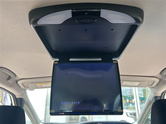 セレナ1.2 e-POWER ハイウェイスターV