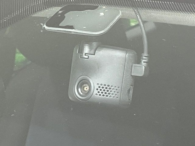 �y�h���C�u���R�[�_�[�z�h���C�u���R�[�_�[����!���s���͂������A������^�]�⎖�̂ɑ��������ہA�f���ŋL�^���A����̃��X�N�ɔ����܂��B���L�^�pSD�J�[�h�͂��q�l�����g�ł��������������K�v������܂��B