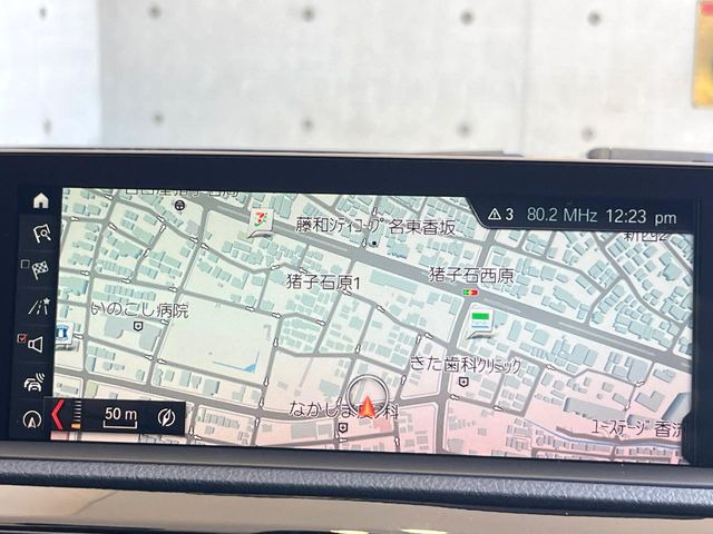 �������i�r��Bluetooth�ڑ��\�ACD/DVD�Đ��\�ł��B