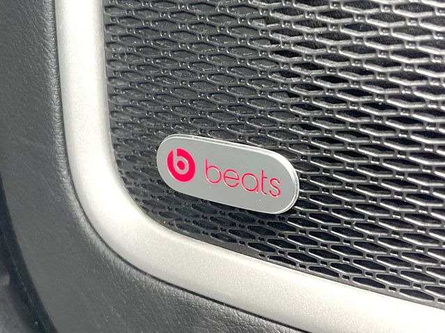 ��beats�T�E���h�V�X�e��:�Ԏ했�ɍœK�ȃ`���[�j���O���{�����ABeats Audio�v���~�A���T�E���h�V�X�e���𓋍ځB�d�����̂��鉹�y�����y���݂��������܂��B