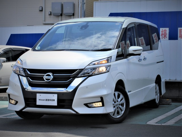 セレナ2.0 ハイウェイスター 4WD