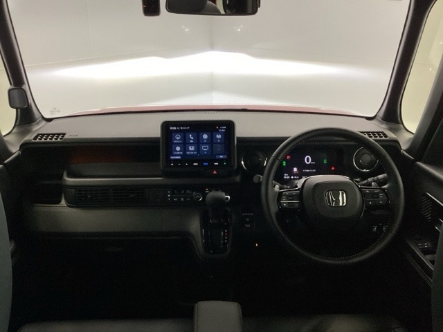 N-BOXカスタムターボ コーディネートスタイル モノトーン