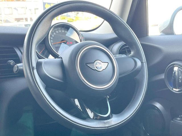 ���n���h�����̃X�������Ȃ��A���ꂢ�ȏ�Ԃ��ێ����Ă���܂��B�e�X�C�b�`���̓�����m�F�ς݂ł��B