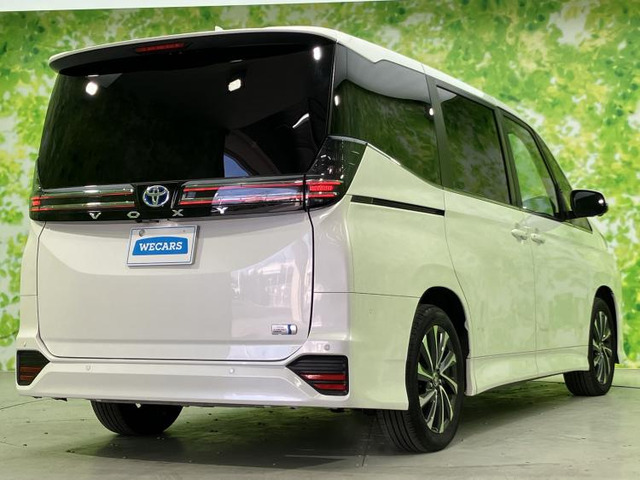 ヴォクシー1.8 ハイブリッド S-Z