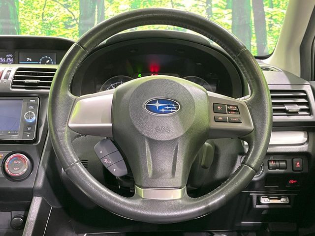 �y�����v�����X�e�A�����O�z�㎿�Ȋv���g�p���邱�ƂŁA��ɂ����������݂ƂĂ��^�]���₷���n���h���ł���