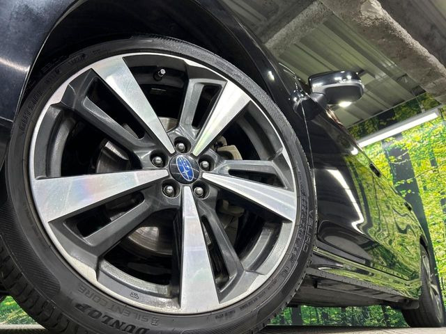 �y����18�C���`�A���~�z�C�[���z�O�ςɃ}�b�`���������A���~�z�C�[���𑕒����Ă���܂��B�e��ЊO�A���~�z�C�[����A�X�^�b�h���X�^�C�����戵�����Ă���܂��B���񂲑��k����������