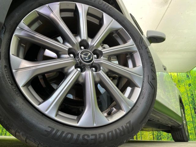 �y����20�C���`�A���~�z�C�[���z�O�ςɃ}�b�`���������A���~�z�C�[���𑕒����Ă���܂��B�e��ЊO�A���~�z�C�[����A�X�^�b�h���X�^�C�����戵�����Ă���܂��B���񂲑��k����������