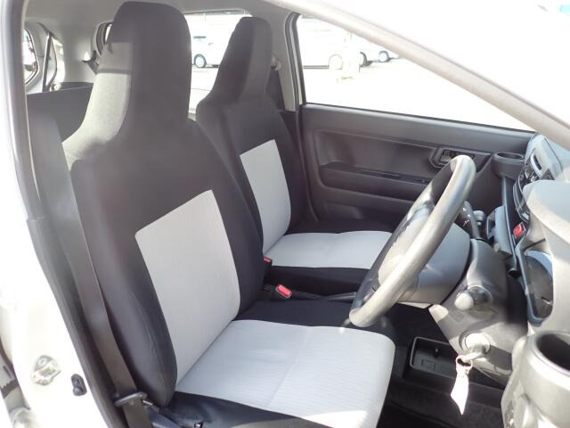 �t�����g�V�[�g�A��ԗǍD�ň��S�ł��B�傫�ȉ�����Ȃ����S�ł�