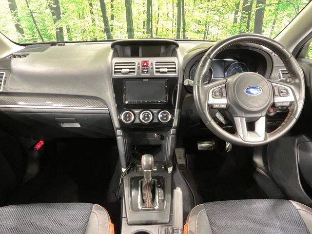 フォレスター2.0 エックスブレイク 4WD