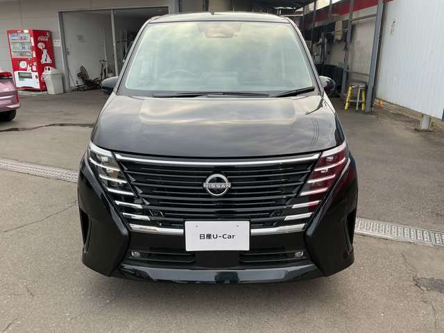 セレナ1.4 e-POWER ハイウェイスターV