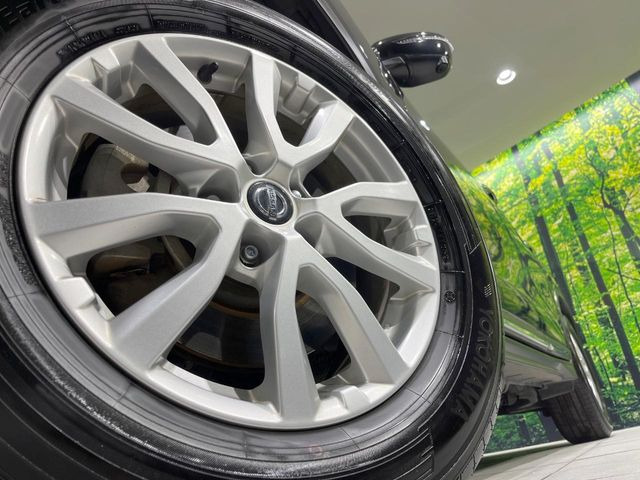 �y����17�C���`�A���~�z�C�[���z�O�ςɃ}�b�`���������A���~�z�C�[���𑕒����Ă���܂��B�e��ЊO�A���~�z�C�[����A�X�^�b�h���X�^�C�����戵�����Ă���܂��B���񂲑��k����������