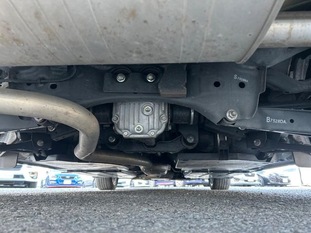 ����肪���ꂢ�Ȃ����ɁA�h�K���H�̎{�H���I�X�X���B�~��n��͂������A���ݕ��ɂ��Z���̕���A��Ń}�����E�E�B���^�[�X�|�[�c���������ɂ��D�]���������Ă���܂��B