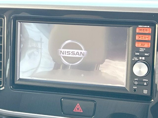 �y�����i�r�z�l�C�̏����i�r�𑕔����Ă���܂��B�i�r�̎g���₷���͂������A�I�[�f�B�I�@�\���[��!�L�����v�◷�s�͂������A�ʋ΂┃�����ȂǕ��i�̃h���C�u���y�����Ȃ�͂���