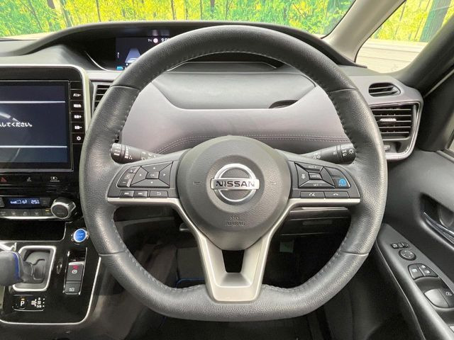 �y�����v�����X�e�A�����O�z�㎿�Ȋv���g�p���邱�ƂŁA��ɂ����������݂ƂĂ��^�]���₷���n���h���ł���