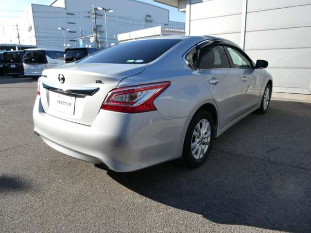 ティアナ2.5 XL ナビAVMパッケージ