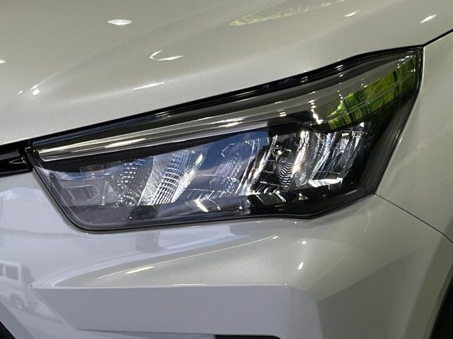 �yLED�w�b�h���C�g�z���V����ԑ��s�����ǍD�Ȏ��E���m�ۂ����S���ĉ^�]�ł��鍂�P�xLED�w�b�h���C�g�𑕔�!�_�����x�������A����d�͂��}�����Ă��܂��B