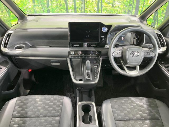 ヴォクシー1.8 ハイブリッド S-Z