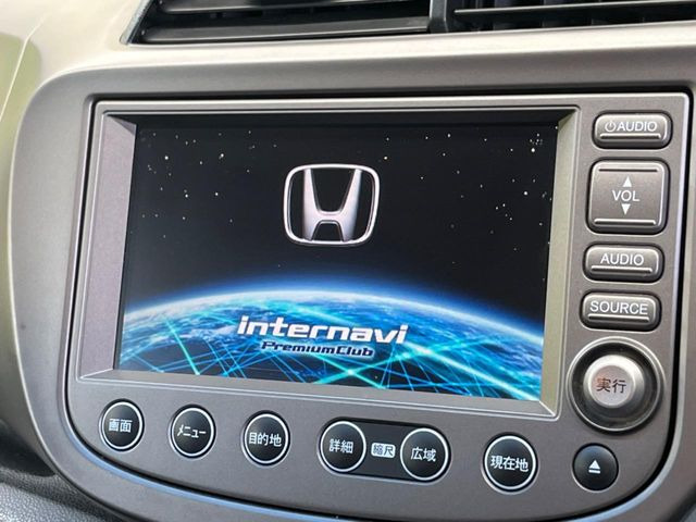 �y�����i�r�z�l�C�̏����i�r�𑕔����Ă���܂��B�i�r�̎g���₷���͂������A�I�[�f�B�I�@�\���[��!�L�����v�◷�s�͂������A�ʋ΂┃�����ȂǕ��i�̃h���C�u���y�����Ȃ�͂���