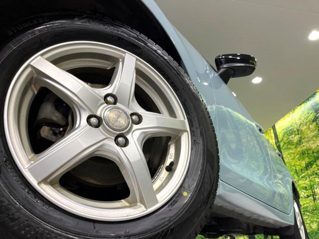 �y15�C���`�A���~�z�C�[���z�O�ςɃ}�b�`�����A���~�z�C�[���𑕒����Ă���܂��B�e��A���~�z�C�[����A�X�^�b�h���X�^�C�����戵�����Ă���܂��B���񂲑��k����������