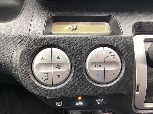 �y�I�[�g�G�A�R���z��x���D�݂̉��x�ɐݒ肷��΁A�ԓ��̉��x�����m�����ʂ≷�x�������Œ����B����&hellip;����&hellip;�Ɖ��x���X�C�b�`���������K�v�͂���܂���B���K�Ȏԓ���Ԃɂ͕K�{�̋@�\�ł��ˁ�