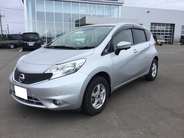 ノート1.2 X FOUR Vセレクション プラスセーフティ 4WD