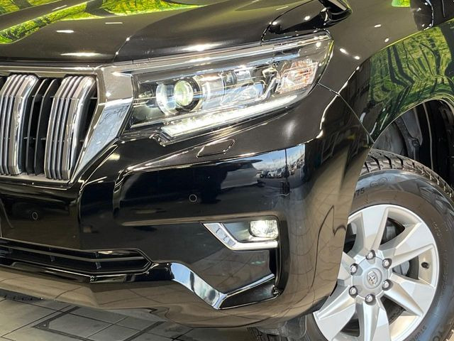 �yLED�w�b�h���C�g�z���V����ԑ��s�����ǍD�Ȏ��E���m�ۂ����S���ĉ^�]�ł��鍂�P�xLED�w�b�h���C�g�𑕔�!�_�����x�������A����d�͂��}�����Ă��܂��B