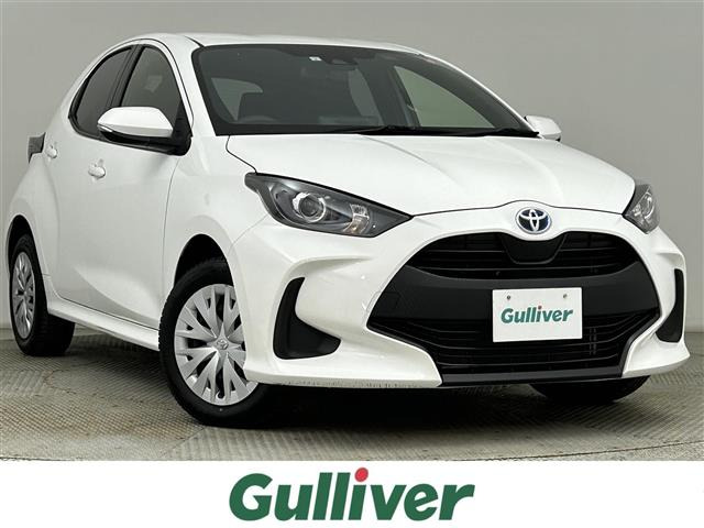 ヤリス1.5 ハイブリッド X E-Four 4WD