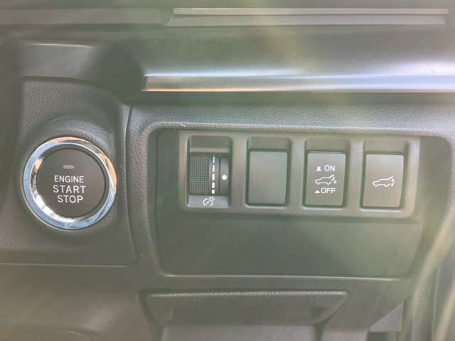 �C�ɂȂ邨�Ԃ�����܂�����E�̓d�b�ԍ����璼�ڂ��X�ɂ��₢���킹���������B�x�����@����ԗ����A��Ԃ܂łȂ�ł������������Ē����܂��B�X�^�b�t�ꓯ���A�����҂����Ă���܂��B