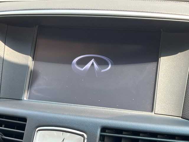 �y���[�J�[����8�^�i�r�z�C���e���A�ɗn�����ރX�^�C���b�V���ȁu��p�݌v�v���[�J�[�i�r�𑕔��􎋔F���⑀�쐫�ȂǊ�{���\�ɂ��D��A���㎿�ȃJ�[���C�t�����y���݂��������܂��B