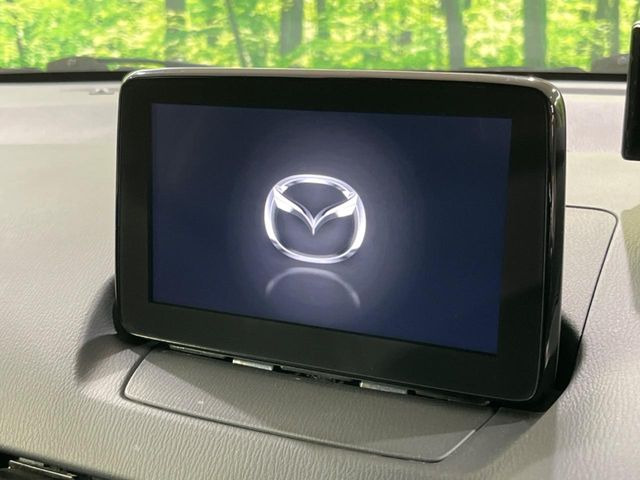 �y���[�J�[�����i�r�z�C���e���A�ɗn�����ރX�^�C���b�V���ȁu��p�݌v�v���[�J�[�i�r�𑕔��􎋔F���⑀�쐫�ȂǊ�{���\�ɂ��D��A���㎿�ȃJ�[���C�t�����y���݂��������܂��B